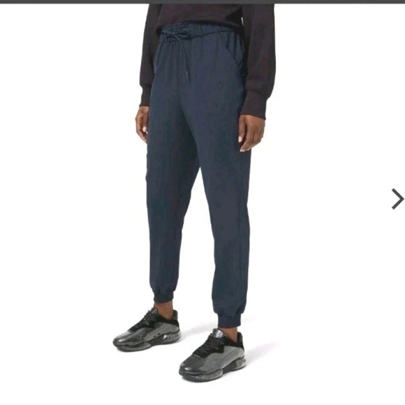 Lululemon Keep Moving Joggers  Pants Women Size 10 True Navy Wicking Stretch - Picture 8 of 8